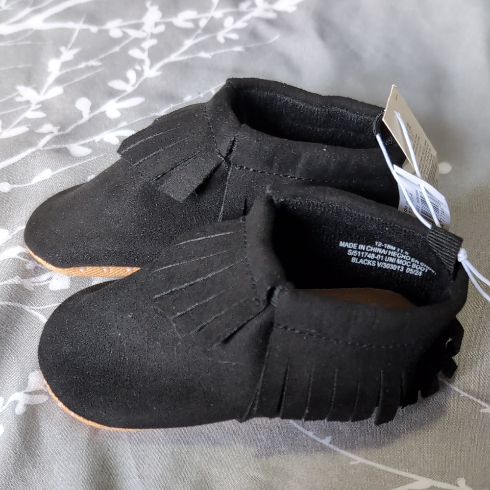 NEW Old Navy Black Suede Baby Moccasins 12-18M *A22